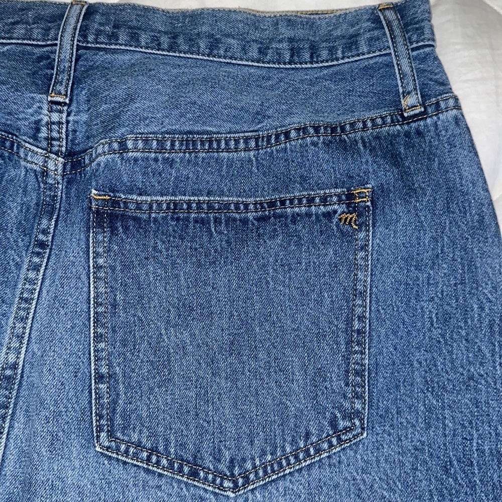 MADEWELL Ridge Denim A-Line Dolphin-Hem Mini Skirt in medium dark Wash SIZE 33 - Picture 13 of 16
